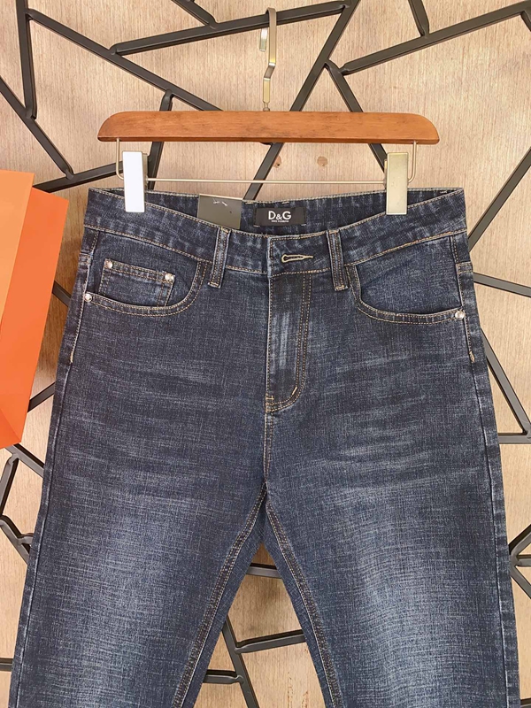 ブランドジーンズ全体デザイン